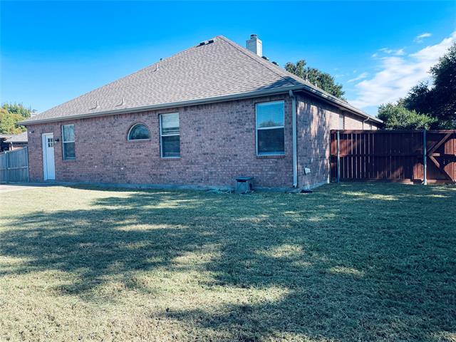 Building Photo - 6420 Lasalle Ln