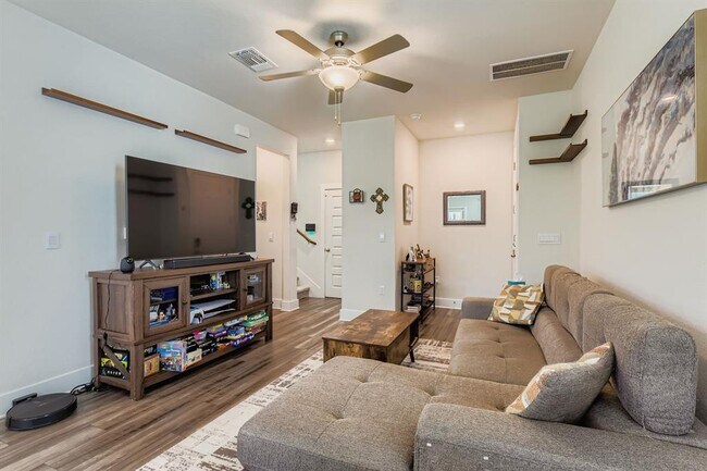 Building Photo - 7113 Terrazzo Cottage Ln