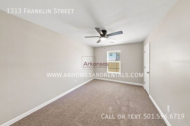Building Photo - 1313 Franklin St