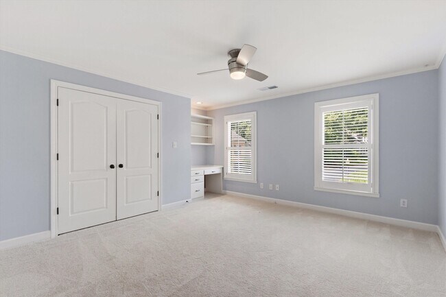 Building Photo - 1574 Whitmar Pl S