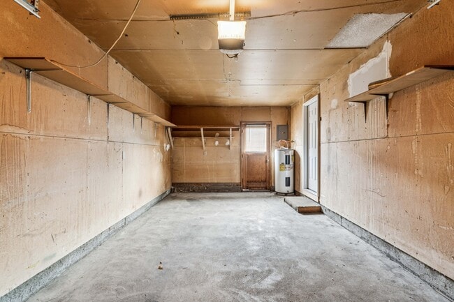 Building Photo - 2107 Airport Ave