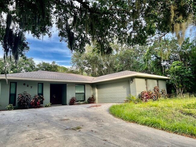 Building Photo - 627 Alligator Dr