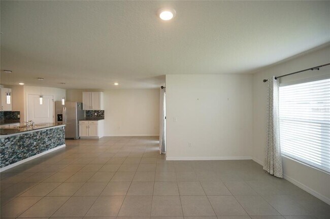 Building Photo - 501 Calico Scallop St