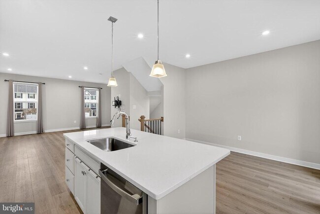 Building Photo - 150 Fletcher Cir