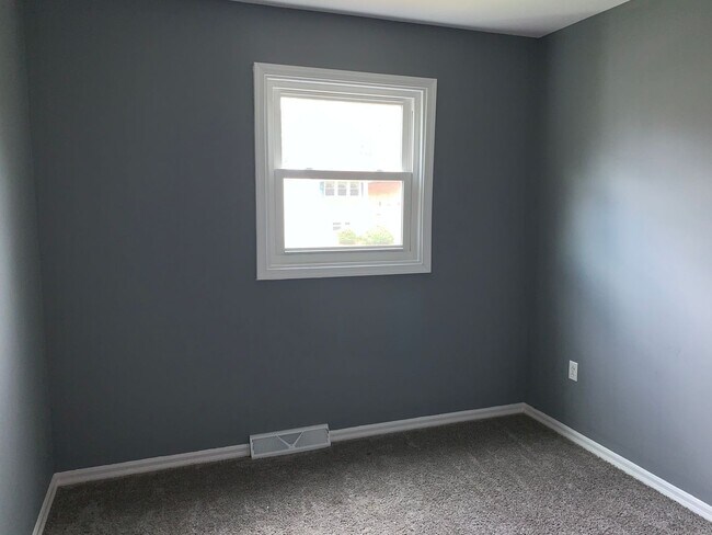 Building Photo - COMING SOON! Beautiful 4 Bedroom Home in M...