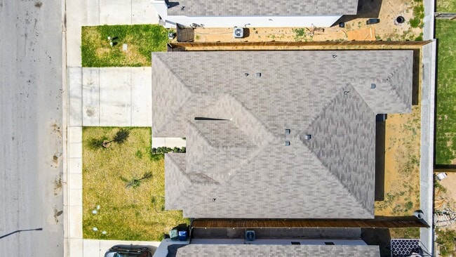 Building Photo - 1512 Latigo Lp
