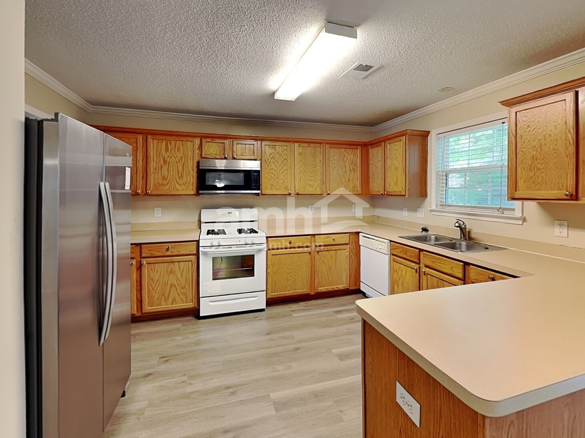 Building Photo - 2440 Hampton Estates Dr SW