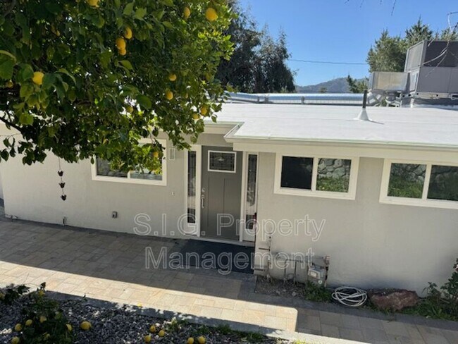 Building Photo - 5147 Cloud Ave