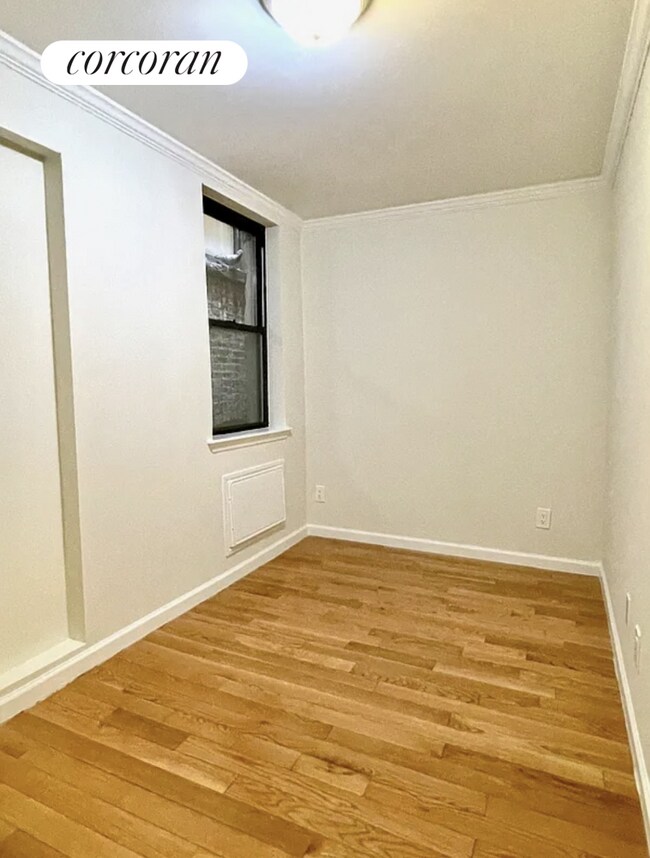 Building Photo - 239 Henry St