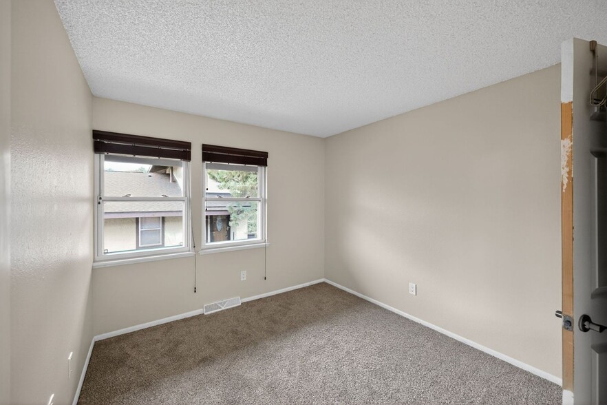 Building Photo - 3766 S Granby Way