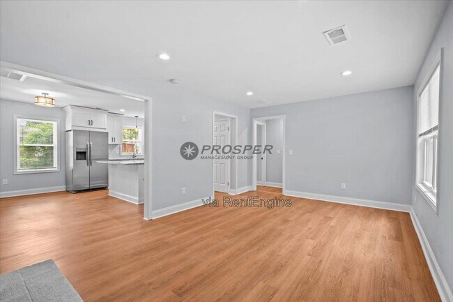 Building Photo - 103 Cliffside Dr
