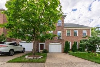 Building Photo - This move-in ready, professionally cleaned 3-bedroom, 3.5-bathroom townhouse in Reston Town Cente...