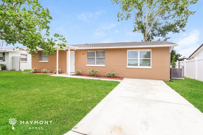 Building Photo - 3303 Jackson Dr