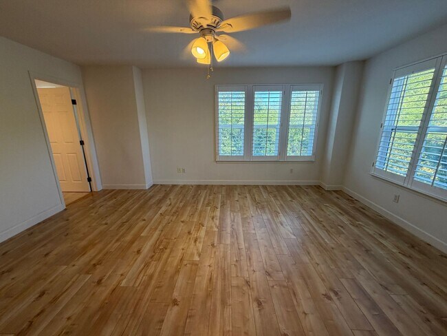 Building Photo - Downtown Templeton (3/2) - Must See!!