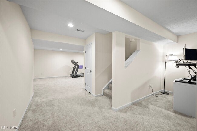 Building Photo - 3071 Liberty Ledges Dr
