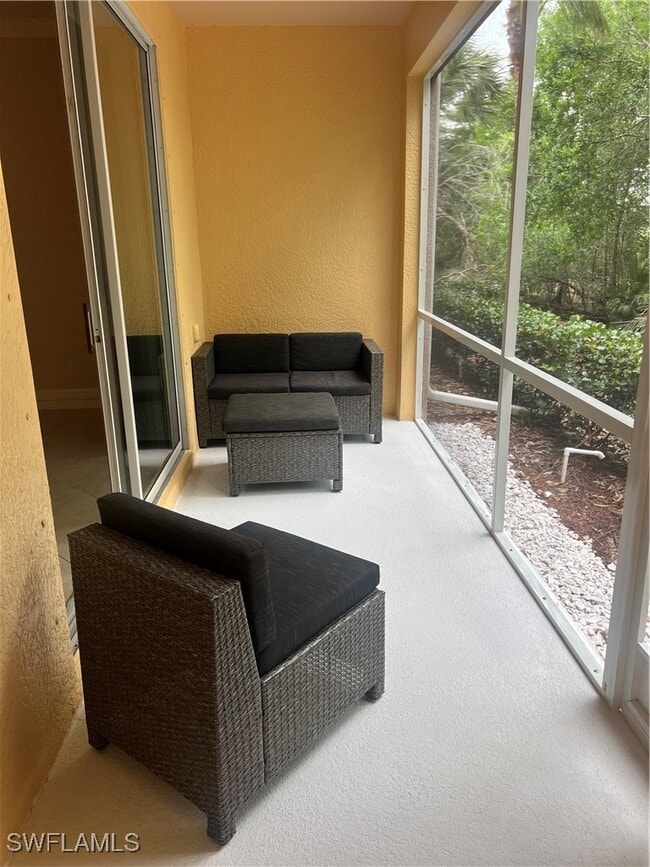 Building Photo - 10300 Via Colomba Circle