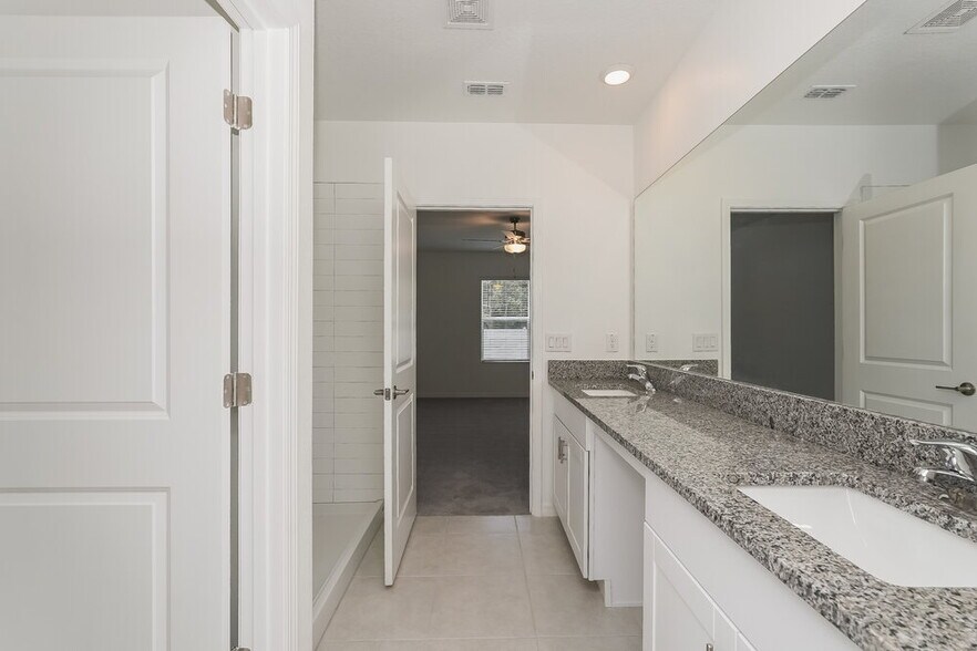Building Photo - 17854 Blissful Stars Dr