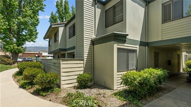 Building Photo - 10500 Sunland Blvd