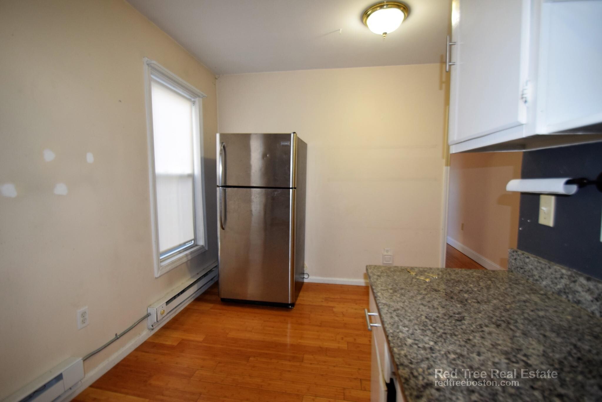 Building Photo - 72 Mozart St