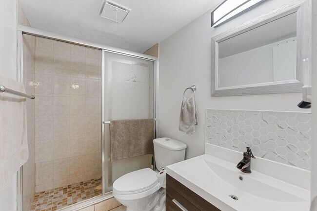 Building Photo - 2900 NW 48th Terrace