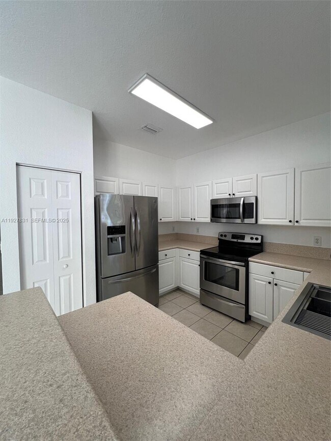 Building Photo - 12724 SW 133rd St