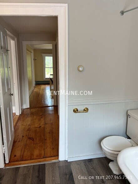 Building Photo - 12-16 Fifth St