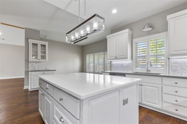 Building Photo - 3813 Melrose Trl