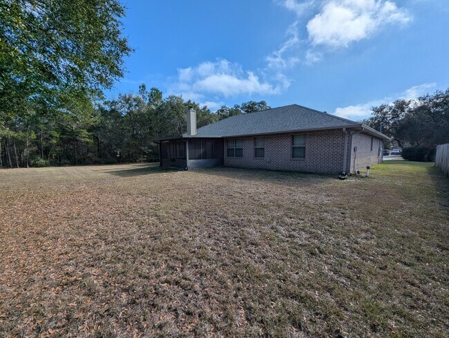 Building Photo - 6686 Bryant Rd