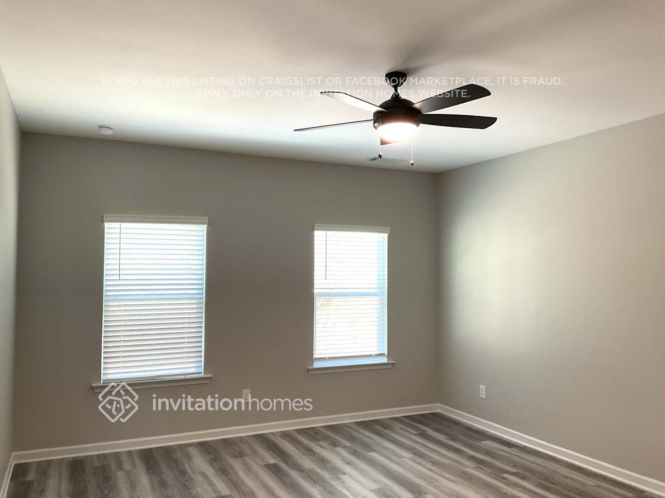 Building Photo - 3050 Azteca Wy