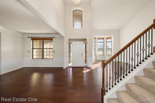 Building Photo - 101 Oakland Crest Dr