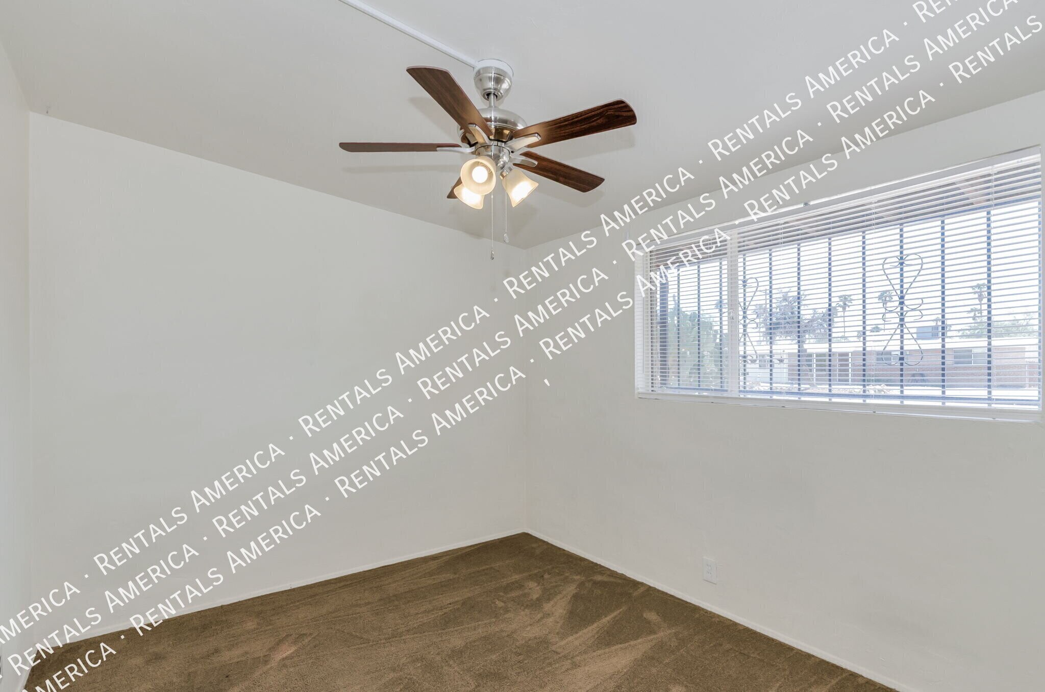 Building Photo - 6545 E Calle Luna