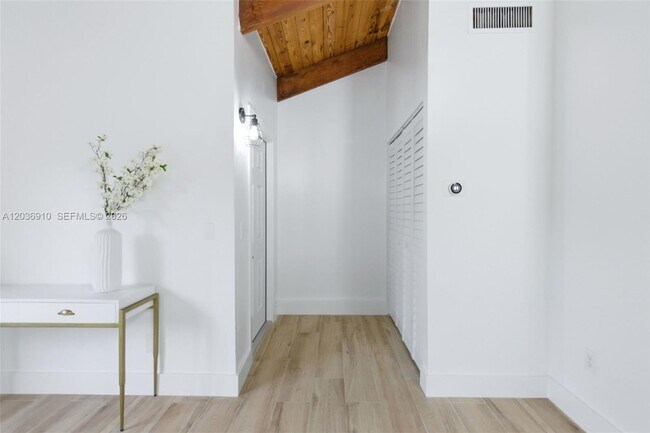 Building Photo - 2152 SW 81st Way