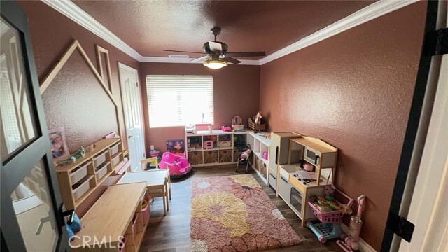 Building Photo - 30537 Longhorn Dr