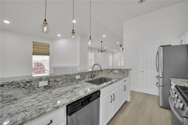 Building Photo - 3027 Panorama Ridge Dr