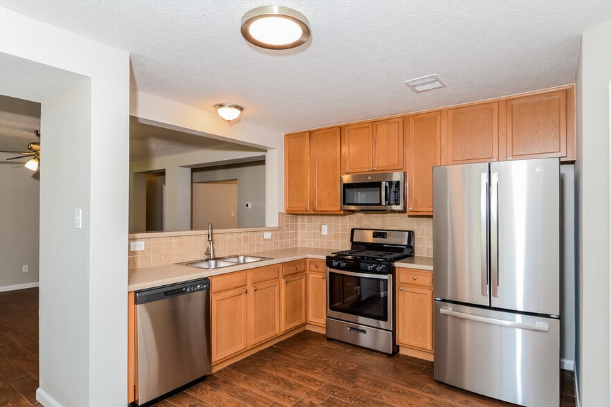 Building Photo - 7719 Balsam Crossing Ln