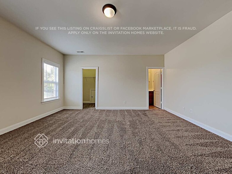 Building Photo - 2104 Madeira Cir