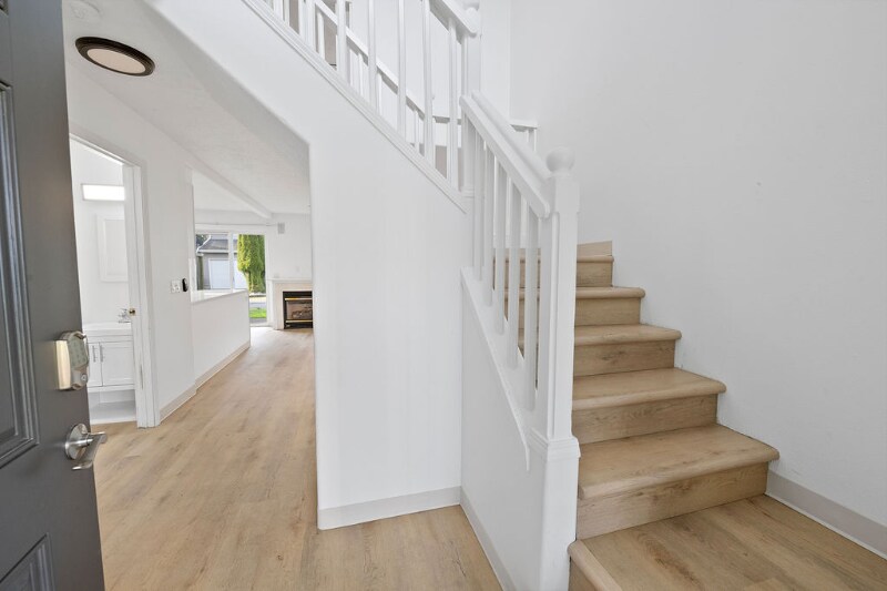 Building Photo - 578-578 7th Ave