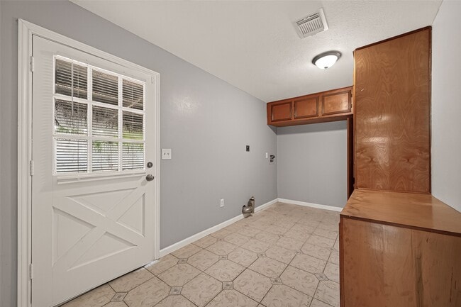 Building Photo - 1449 Mesquite St