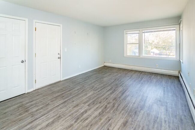 Building Photo - 1709 N 26th Ave