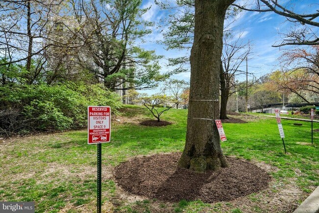 Building Photo - 6301 Stevenson Ave