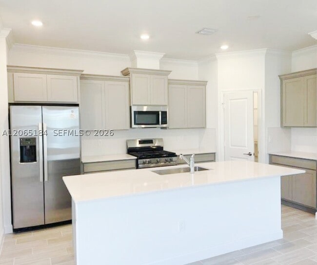 Building Photo - 1375 Orchard Dr