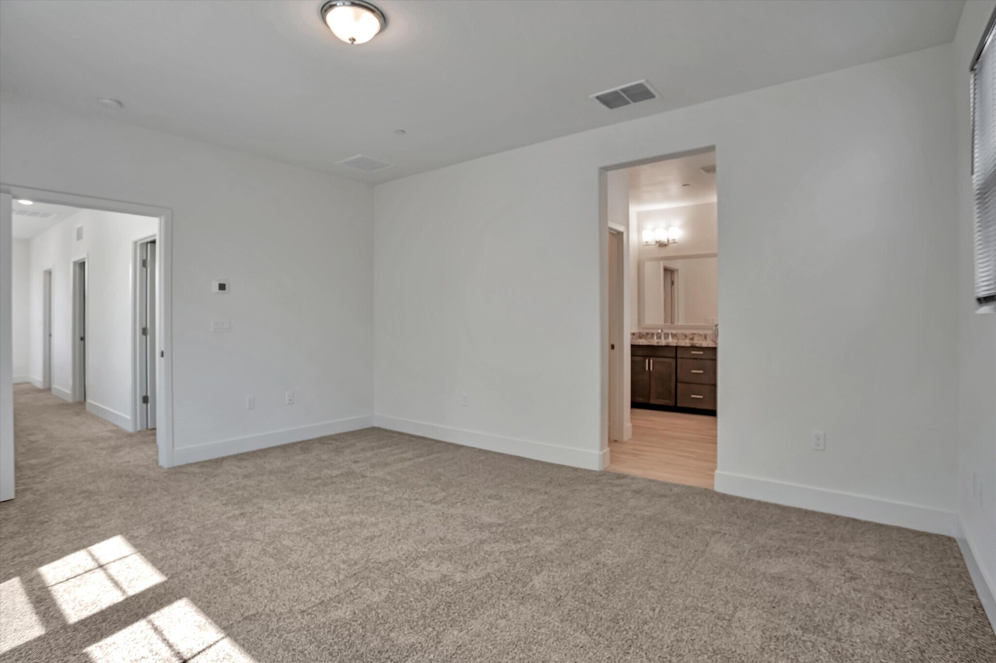 Building Photo - 10466 Oboe Way
