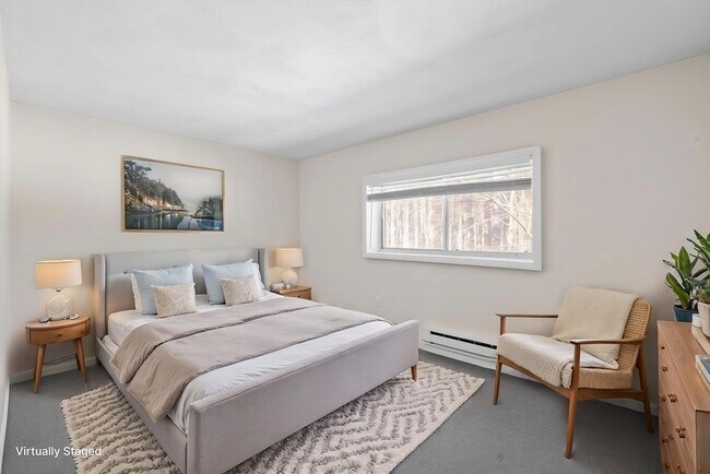 Building Photo - 276 Codman Hill Rd