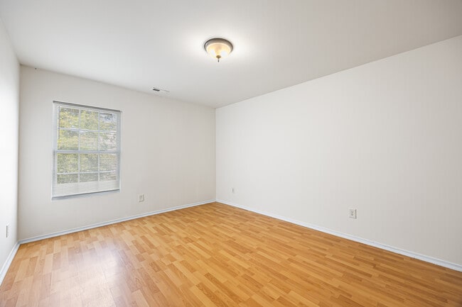 Building Photo - 4102 Rosefield Ct