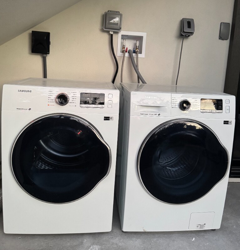 Building Photo - 6303 Kaiwiki Pl