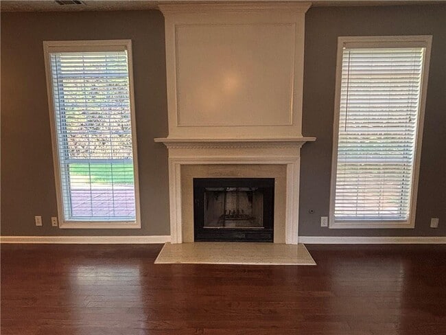 Building Photo - 235 Cadence Ct