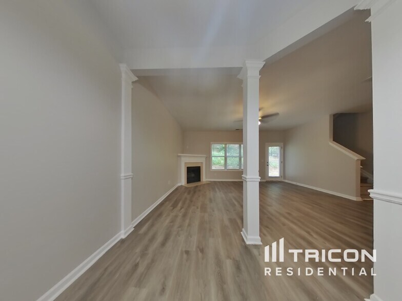 Building Photo - 106 Bethany Manor Dr