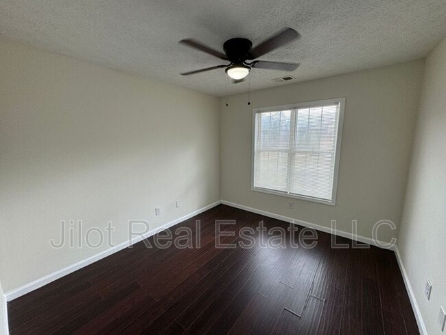 Building Photo - 5376 Sorrells Path