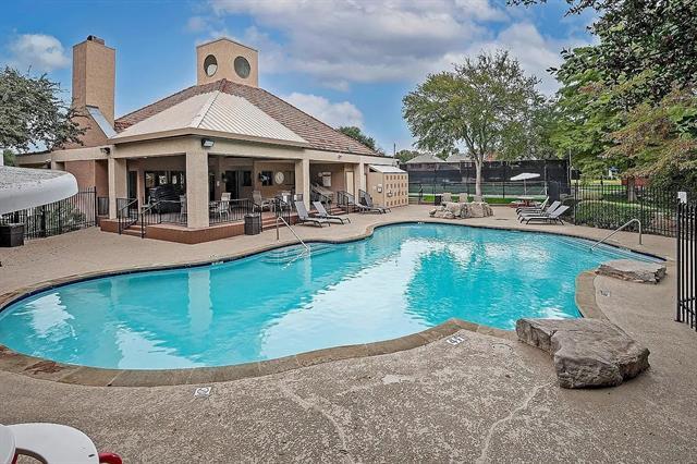 Building Photo - 4242 N Capistrano Dr