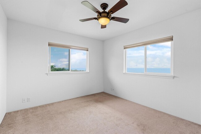 Building Photo - 4 bedroom, 2.5 bath with sweeping coastline views!